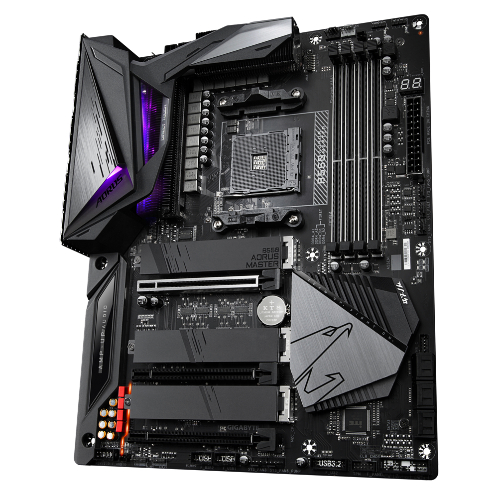 Alternative view of GIGABYTE B550 AORUS Master