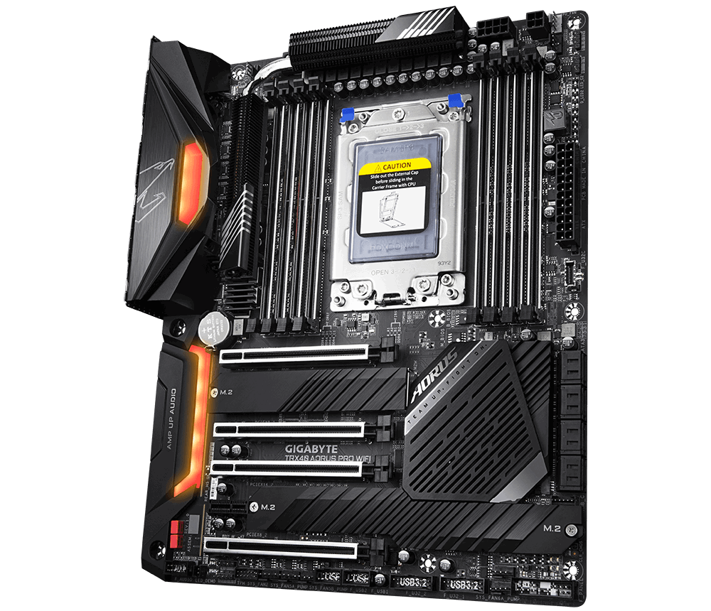 Alternative view of GIGABYTE TRX40 AORUS PRO WiFi